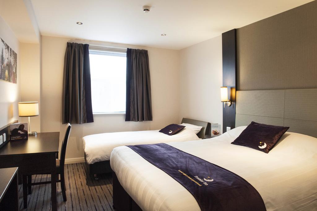 Premier Inn London City - Aldgate Værelse billede