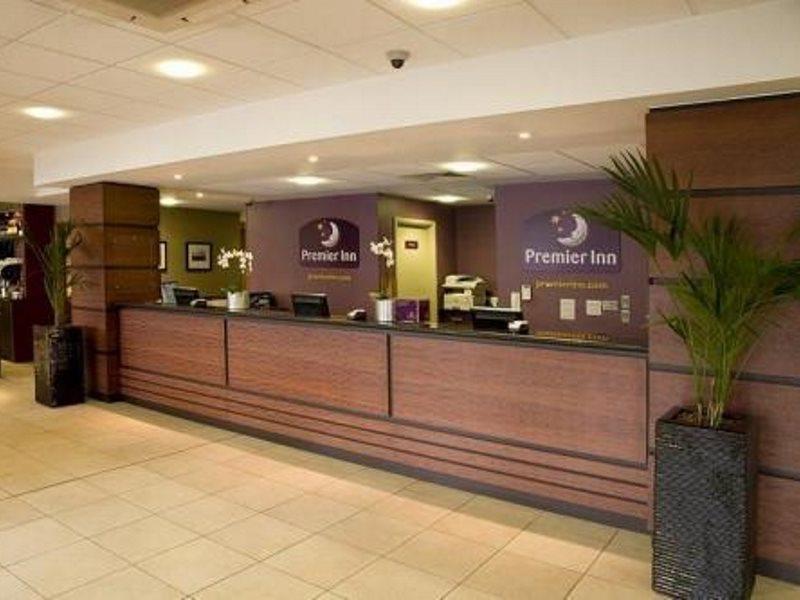 Premier Inn London City - Aldgate Eksteriør billede